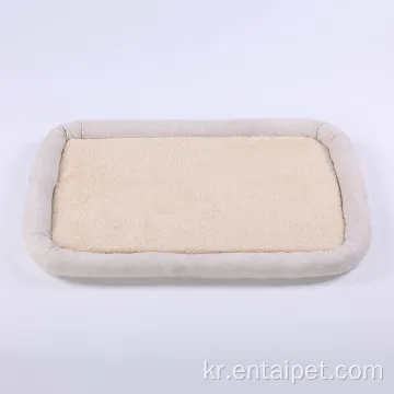강아지 탈착식 패드 침대 따뜻한 세척 가능한 양털 매트